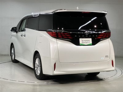 TOYOTA ALPHARD - 4