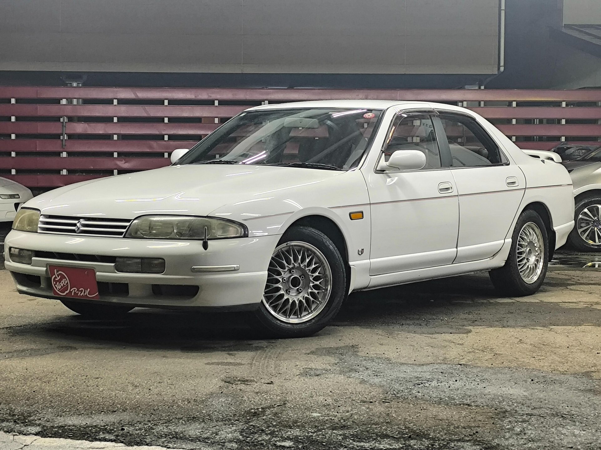 NISSAN SKYLINE - View 1