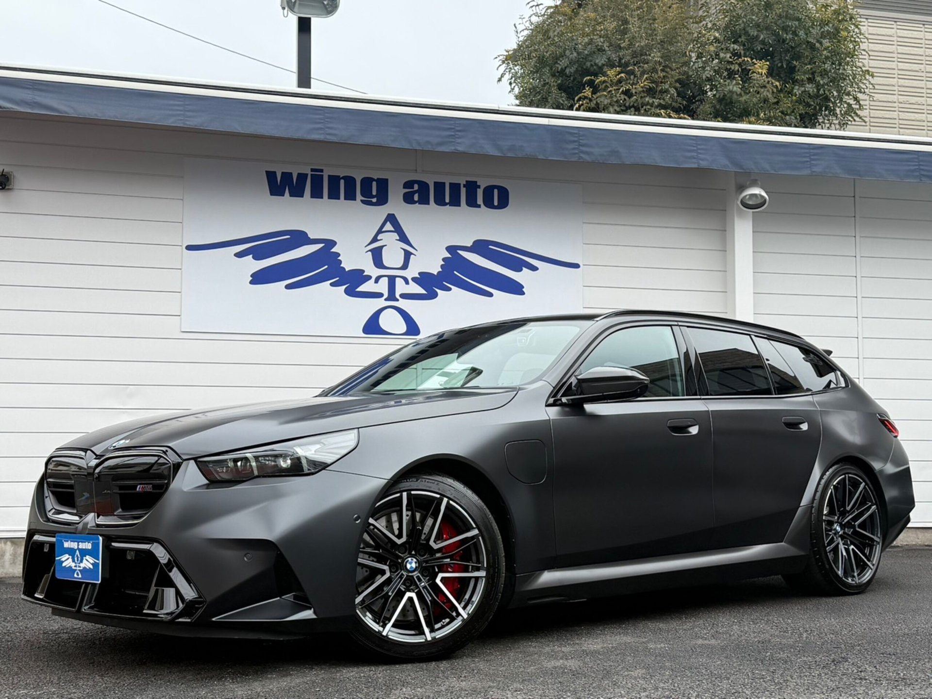 BMW M5 TOURING - View 1