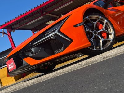 LAMBORGHINI REVUELTO - 3