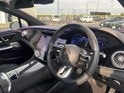 MERCEDES-BENZ EQE - 2