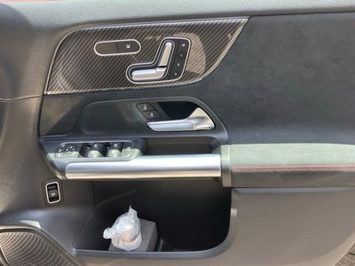 MERCEDES-BENZ GLA - 5