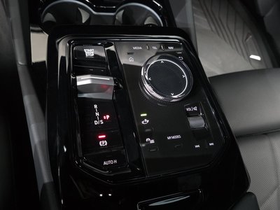 2024 BMW 5 SERIES — миниатюра 12
