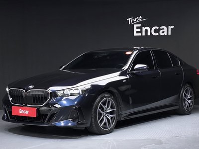 صورة 1 لـ 2024 BMW 5 SERIES