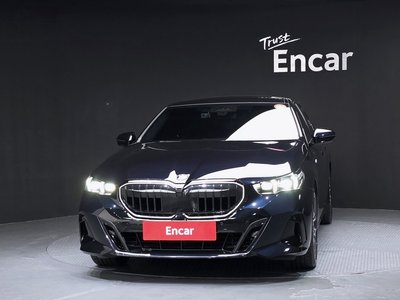 صورة 2 لـ 2024 BMW 5 SERIES