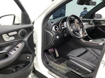 MERCEDES-BENZ GLC - 10