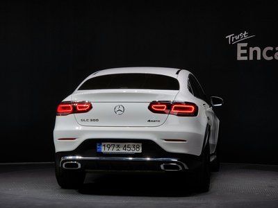 MERCEDES-BENZ GLC - 4