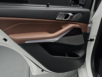 صورة مصغرة 15 لـ 2025 BMW X5