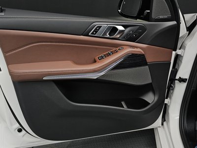 صورة مصغرة 14 لـ 2025 BMW X5