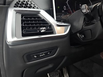صورة مصغرة 27 لـ 2025 BMW X5