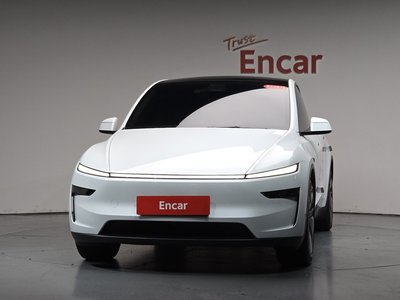TESLA MODEL Y - 2