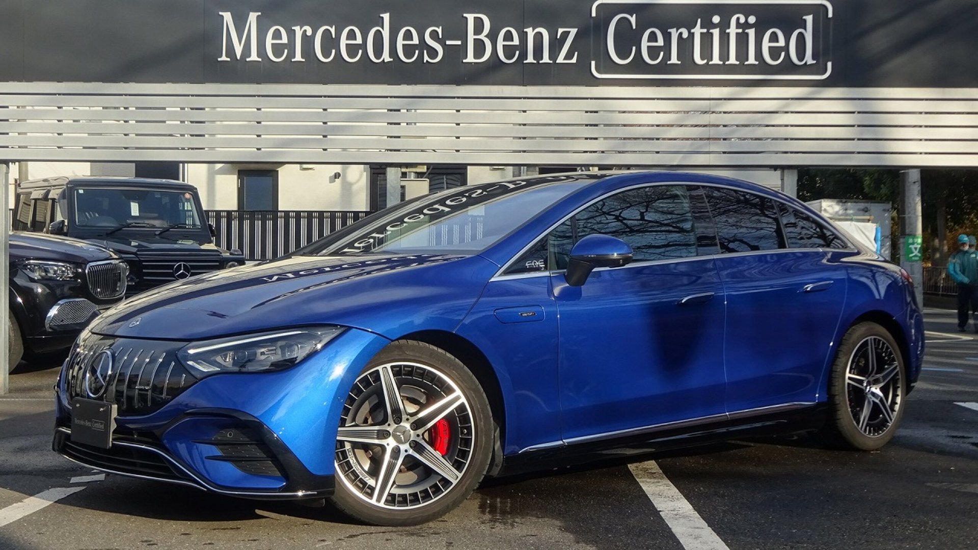 MERCEDES-BENZ EQE AMG - View 1