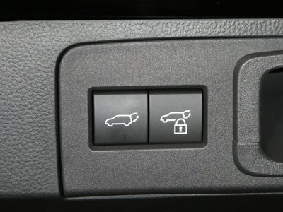 TOYOTA CROWN SPORT - 10