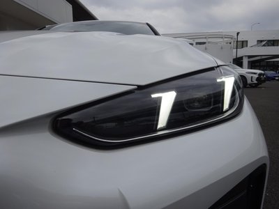 2025 BMW I4 thumbnail 14