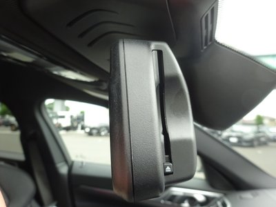 2025 BMW I4 thumbnail 33