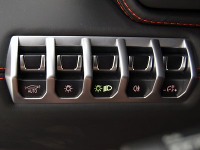 2019 Lamborghini AVENTADOR — миниатюра 21