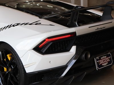صورة مصغرة 71 لـ 2018 Lamborghini HURACAN