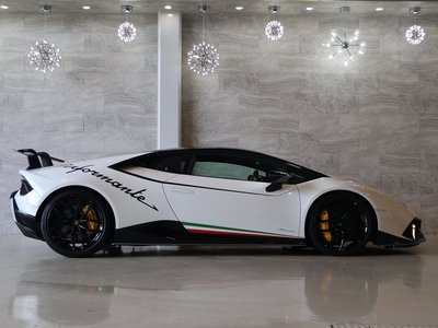 2018 Lamborghini HURACAN photo 9