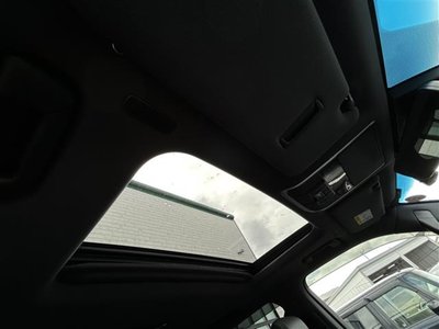 TOYOTA LAND CRUISER 300 - 6