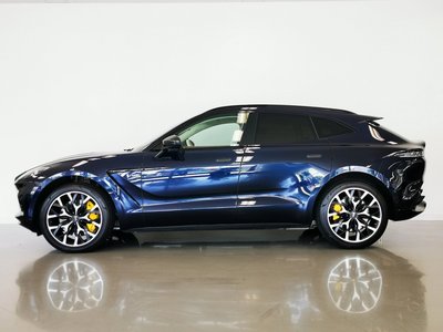 صورة 26 لـ 2021 Aston Martin DBX