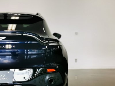 صورة 35 لـ 2021 Aston Martin DBX
