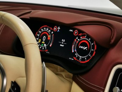 صورة 13 لـ 2021 Aston Martin DBX