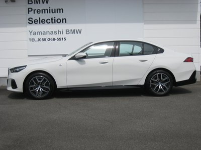 صورة 4 لـ 2026 BMW 5 SERIES