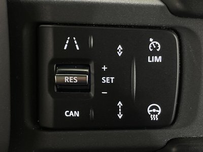2023 LAND Rover DEFENDER 照片 4