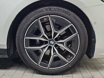 2025 BMW 5 SERIES 缩略图 26