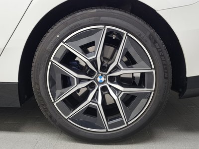 BMW 5 SERIES - 8