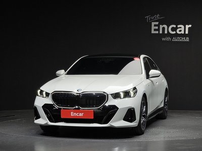 BMW 5 SERIES - 2