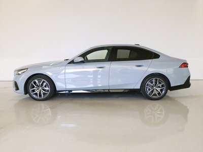 2025 BMW 5 SERIES 照片 5