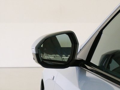 2025 BMW 5 SERIES 照片 6