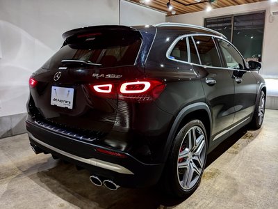 MERCEDES-BENZ GLA - 9