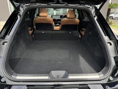 صورة مصغرة 43 لـ 2025 Toyota CROWN SPORT