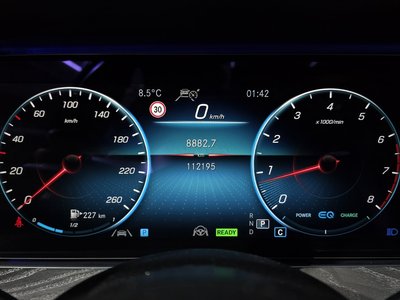 MERCEDES-BENZ E-CLASS - 8