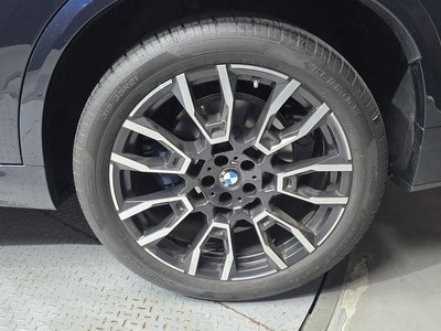 صورة 8 لـ 2025 BMW X5