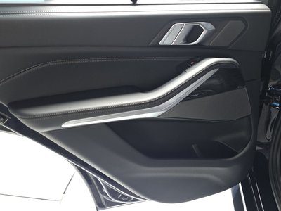 صورة مصغرة 15 لـ 2025 BMW X5
