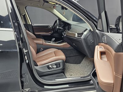 2023 BMW X5 — миниатюра 17