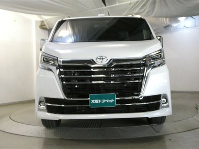 TOYOTA GRAND ACE - 2