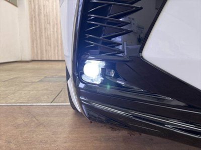 2023 Lexus NX thumbnail 32
