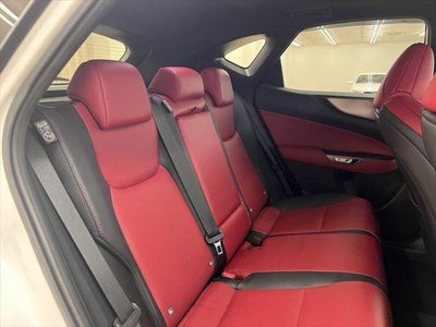 صورة 9 لـ 2023 Lexus NX