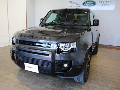 LAND ROVER DEFENDER - 4