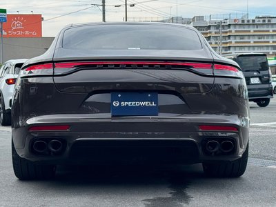 PORSCHE PANAMERA - 3