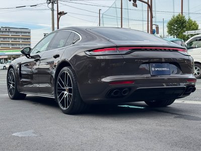 PORSCHE PANAMERA - 8