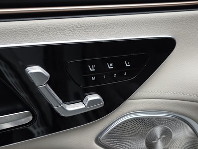 2023 Mercedes-BENZ EQS — миниатюра 36