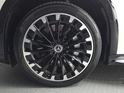 MERCEDES-BENZ EQS - 6