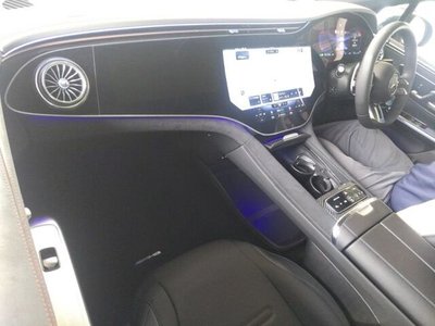 2022 Mercedes-BENZ EQE 照片 3