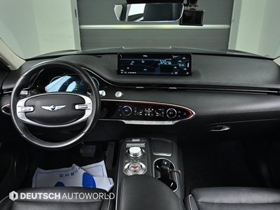 2021 GENESIS GV70 photo 4