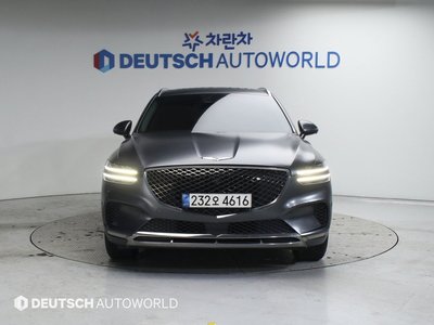 2021 GENESIS GV70 photo 2